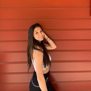 Meet your Posher, Reagan